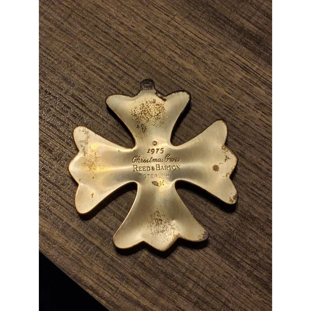 1975 Reed & Barton Sterling Silver Christmas Cross Ornament Pendant with Pouch